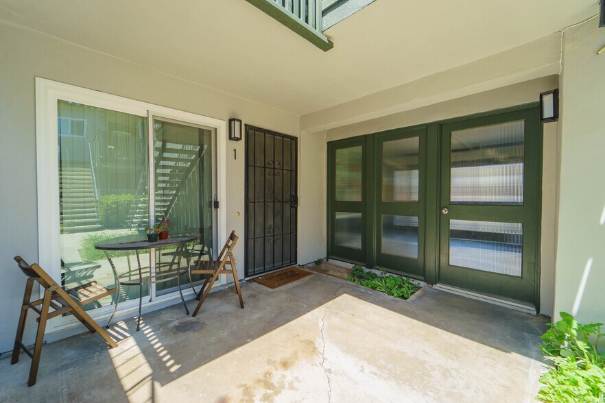 More Photos Of 3167 Landis St, San Diego Apartments For Sale