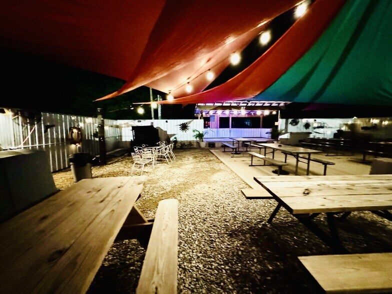 More Photos Of 125 Cypress Rd, Buchanan Restaurant For Sale