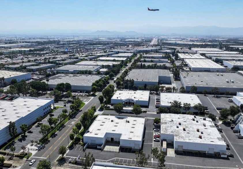 More Photos Of 4581 E Brickell Privado St, Ontario Warehouse For Lease