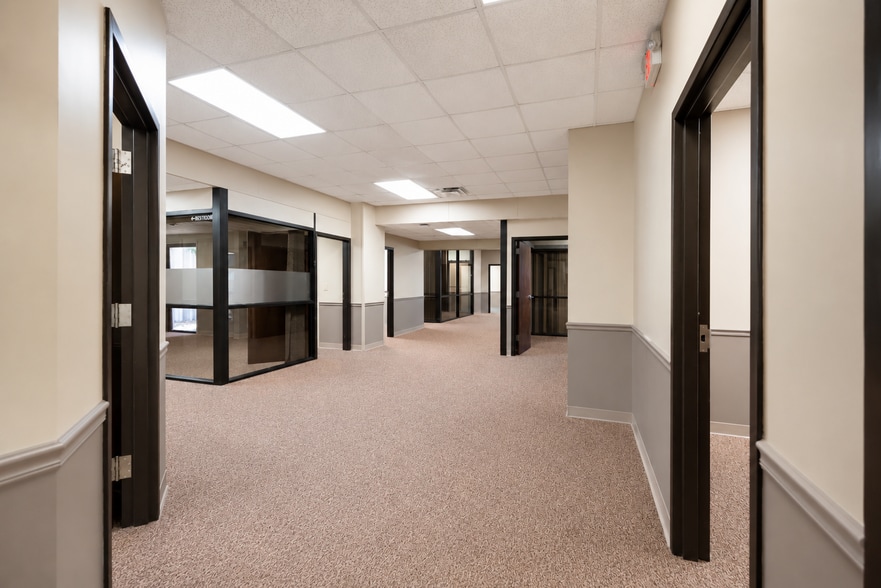 More Photos Of 1400 Pike St, Marietta Office For Lease