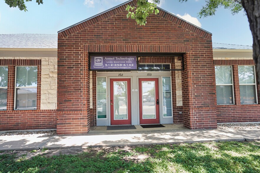 Primary Photo Of 1311 Chisholm Trail Rd, Round Rock Office For Lease