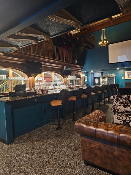 More Photos Of 9-11 W Main St, Troy Specialty For Sale