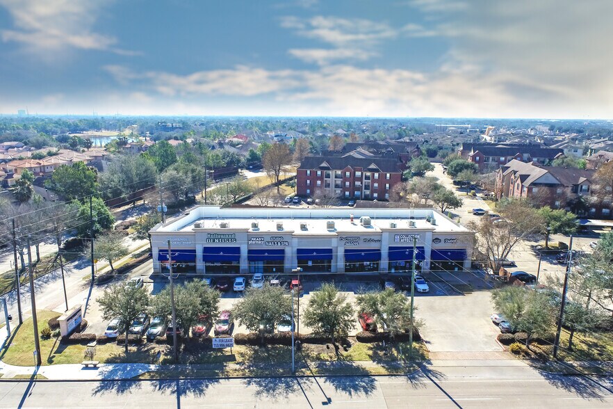 More Photos Of 12001 Richmond Ave, Houston Freestanding For Lease
