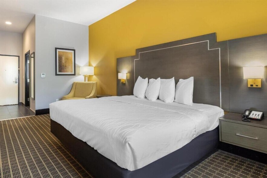 More Photos Of 13600 Hartman Ln, Walker Hotel For Sale