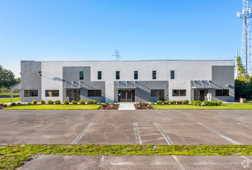 More Photos Of 5300 Ulmerton Rd, Clearwater Industrial For Lease