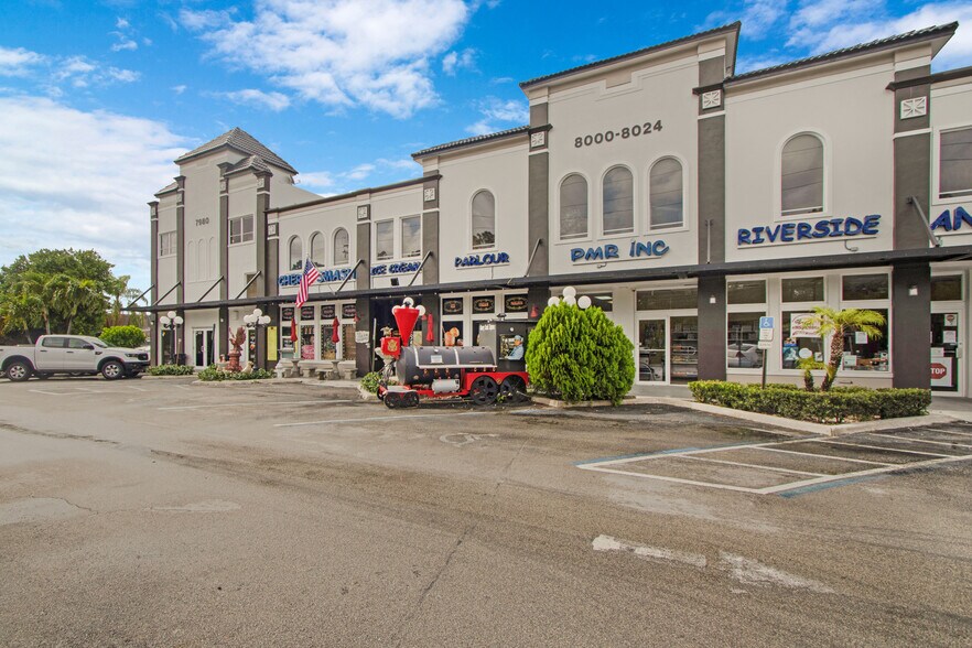 Primary Photo Of 7980-8024 Wiles Rd, Coral Springs Storefront Retail Office For Lease