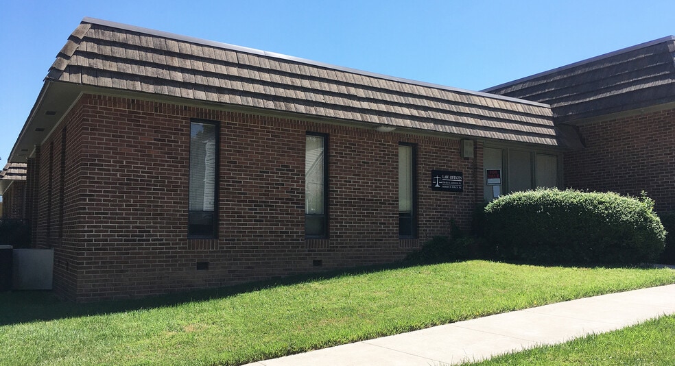 More Photos Of 7834 Forest Hill Ave, Richmond Medical For Sale