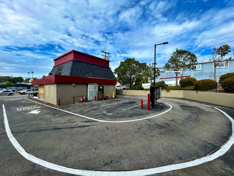 More Photos Of 1160 Aviation Blvd, Hermosa Beach Fast Food For Lease