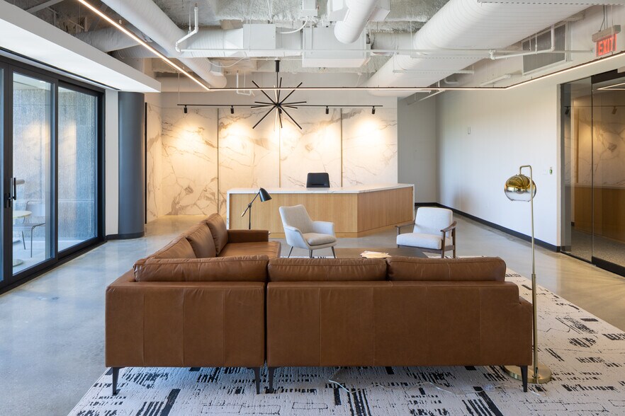 More Photos Of 4151 Ashford Dunwoody Rd NE, Atlanta Office For Lease
