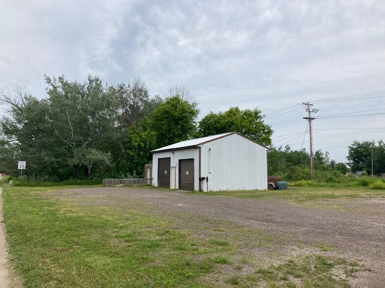 More Photos Of 6920 Grand Ave, Duluth Auto Repair For Sale