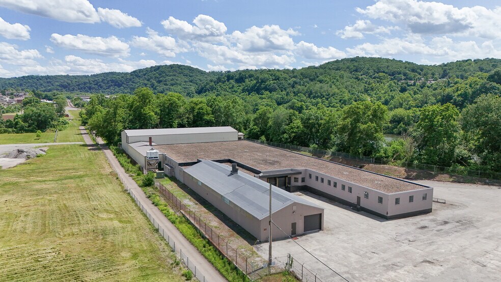 More Photos Of 200 28th St, McKeesport Warehouse For Sale