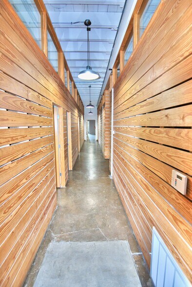 More Photos Of 1101 E 6th St, Austin Loft Creative Space For Lease