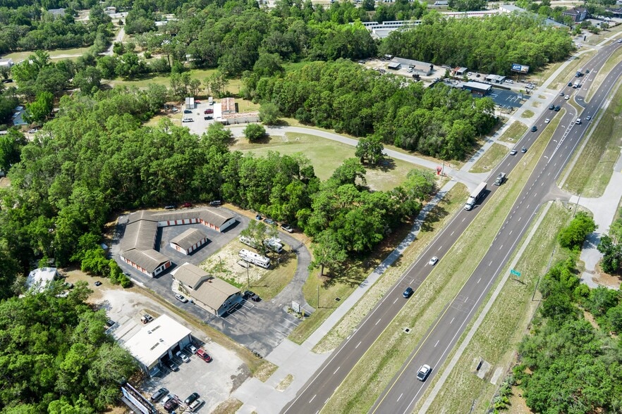 More Photos Of 15464 Cortez Blvd, Brooksville Unknown For Lease