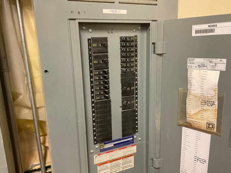 More Photos Of 7390 S Fraser St, Centennial Warehouse For Sale