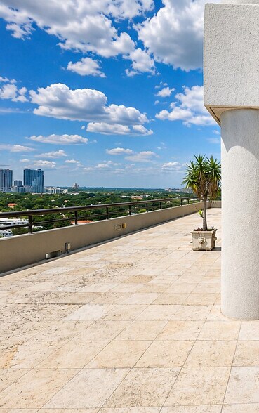 More Photos Of 2665 S Bayshore Dr, Coconut Grove Office For Lease