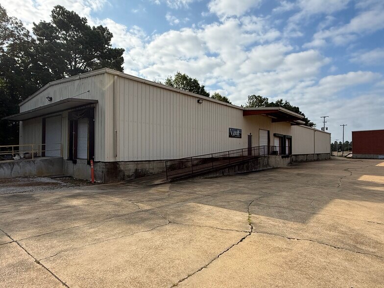 Primary Photo Of 3406 W Main St, Tupelo Industrial For Lease