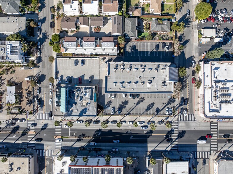 More Photos Of Wilshire Blvd @ NWC Wilshire Blvd & Berkeley St, Santa Monica Unknown For Lease