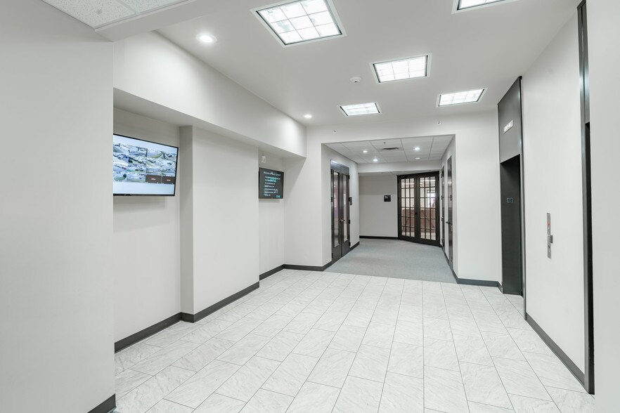 More Photos Of 10810 E 45th St, Tulsa Unknown For Lease