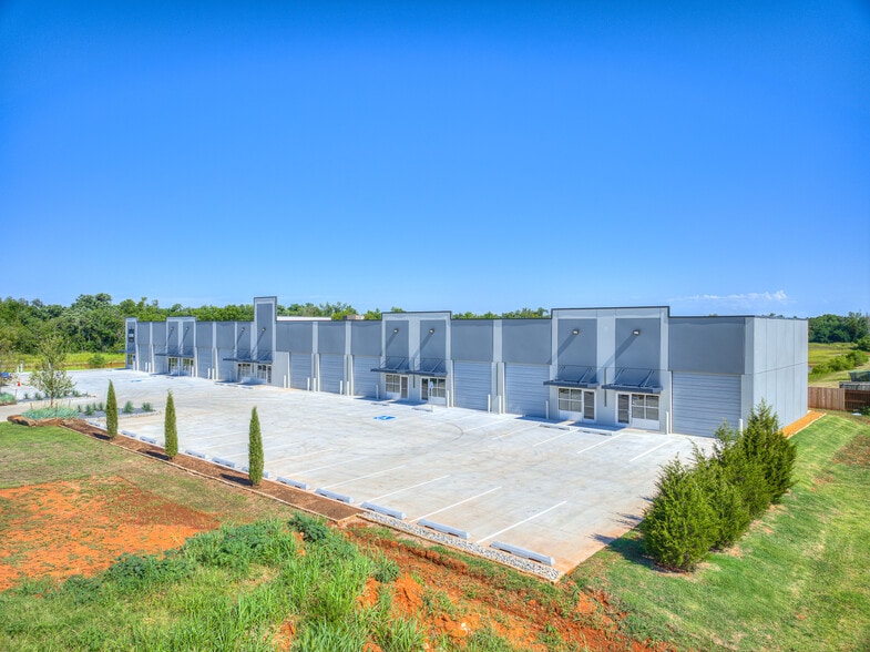 More Photos Of 4009 NW 164th St, Edmond Industrial For Sale