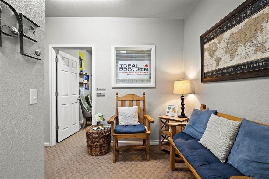 More Photos Of 800 W Highway 290, Dripping Springs Medical For Sale