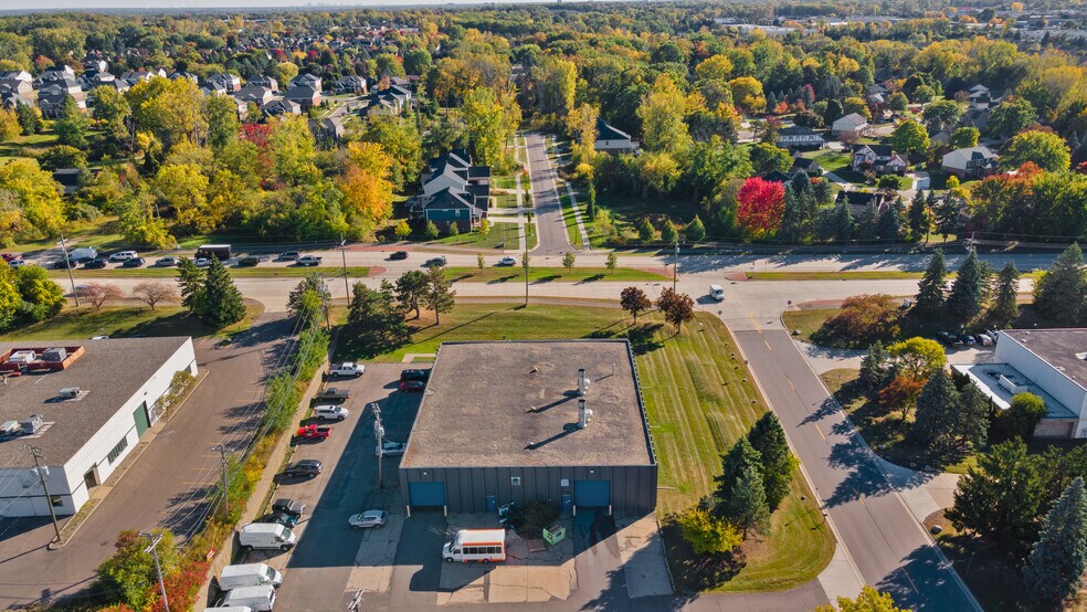 More Photos Of 1250 W Hamlin Rd, Rochester Hills Warehouse For Sale
