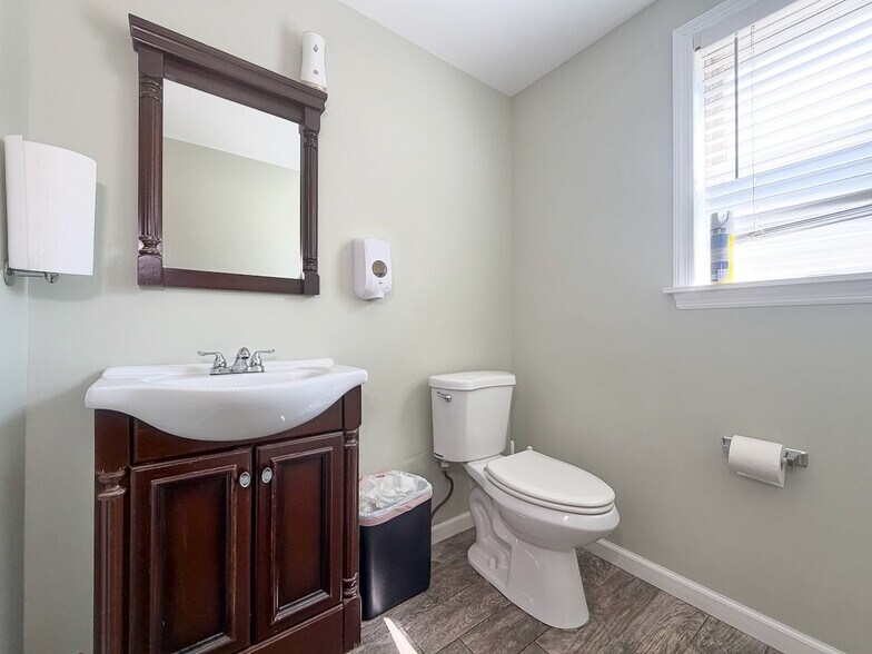 More Photos Of 661 Franklin Ave, Nutley Office Residential For Sale