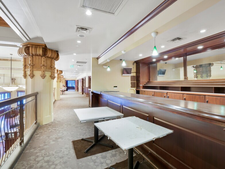 More Photos Of 1100 S Flower St, Los Angeles Office For Lease