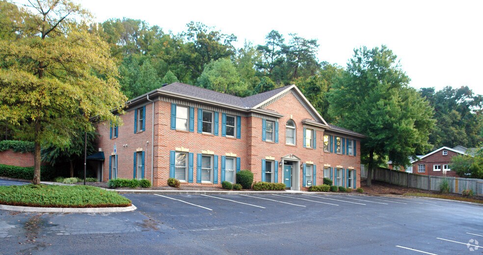 Primary Photo Of 2507 Mineral Springs Ave, Knoxville Office For Sale