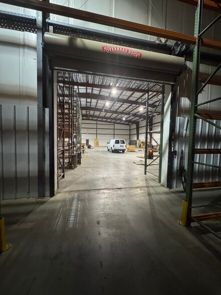More Photos Of 645 11th Ave Blvd SE, Hickory Warehouse For Lease