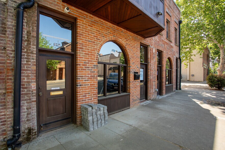 More Photos Of 310-312 1st St, Marysville Office Residential For Lease