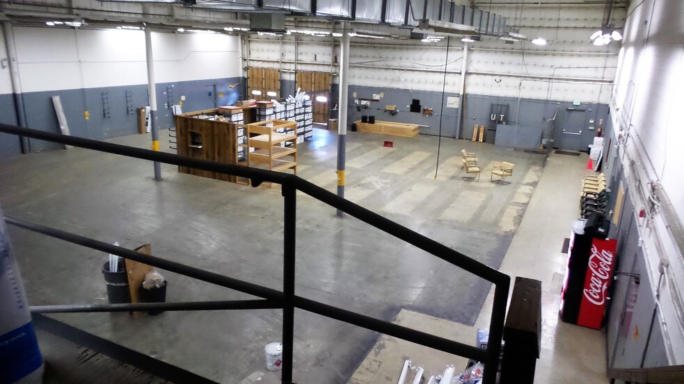 More Photos Of 3017 Highway 153, Piedmont Manufacturing For Lease