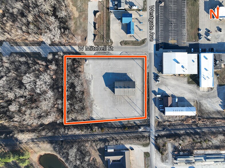 More Photos Of 2001 W Mitchell St, Salem Industrial For Sale