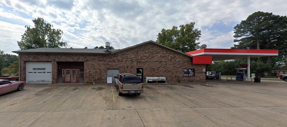 More Photos Of 31 HWY 285 S, Wooster Service Station For Sale