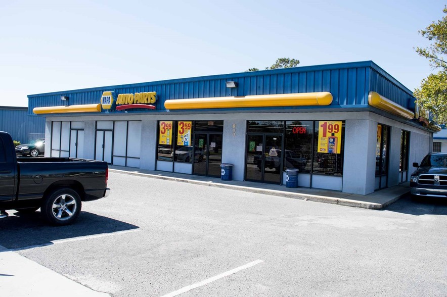 More Photos Of 800 Mayport Rd, Atlantic Beach Storefront Retail Office For Lease