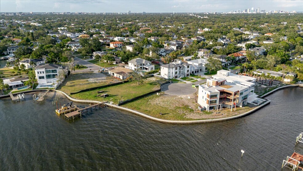 More Photos Of 5102 W Longfellow Ave, Tampa Land For Sale