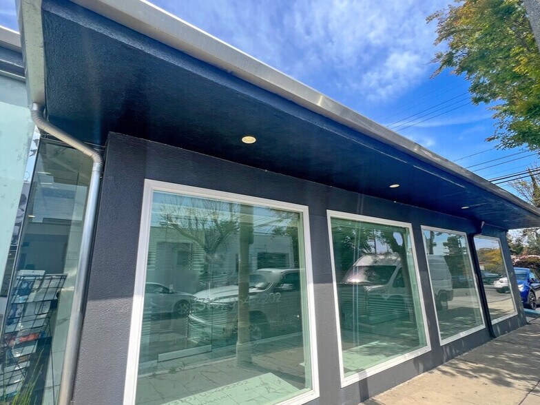 More Photos Of 2320 S Robertson Blvd, Los Angeles Medical For Lease