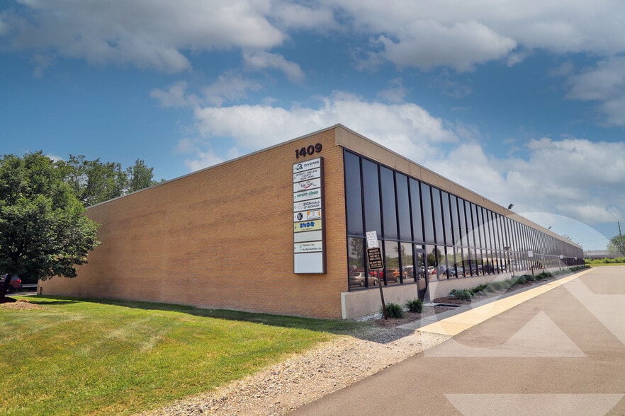 Primary Photo Of 1409 Allen Dr, Troy Warehouse For Lease