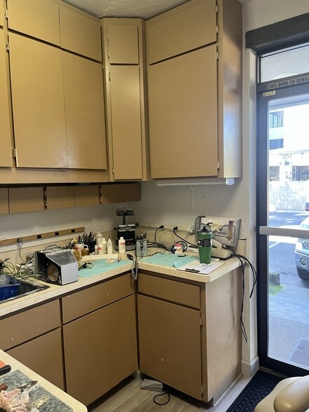 More Photos Of 4747 N 1st St, Fresno Medical For Lease