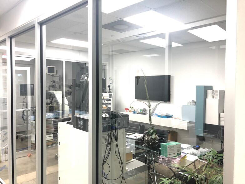 More Photos Of 7500 NW 25th St, Miami Unknown For Lease