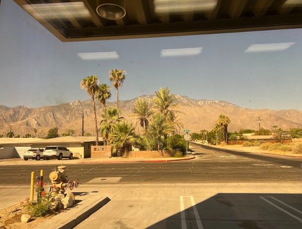 More Photos Of 530-550 S Vella Rd, Palm Springs Warehouse For Lease