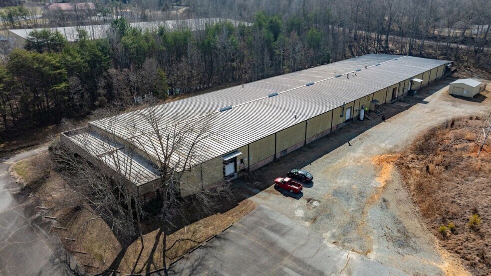 More Photos Of 4790 NC-704, Madison Warehouse For Sale