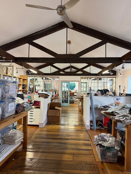 More Photos Of 1412 S Broad St, Philadelphia Storefront For Sale