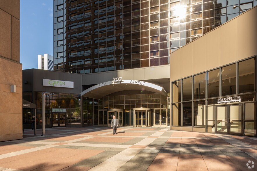 More Photos Of 707 17th St, Denver Office For Lease