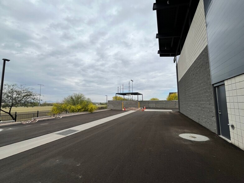 More Photos Of 9271 E Hidden Spur Trl, Scottsdale Industrial For Sale