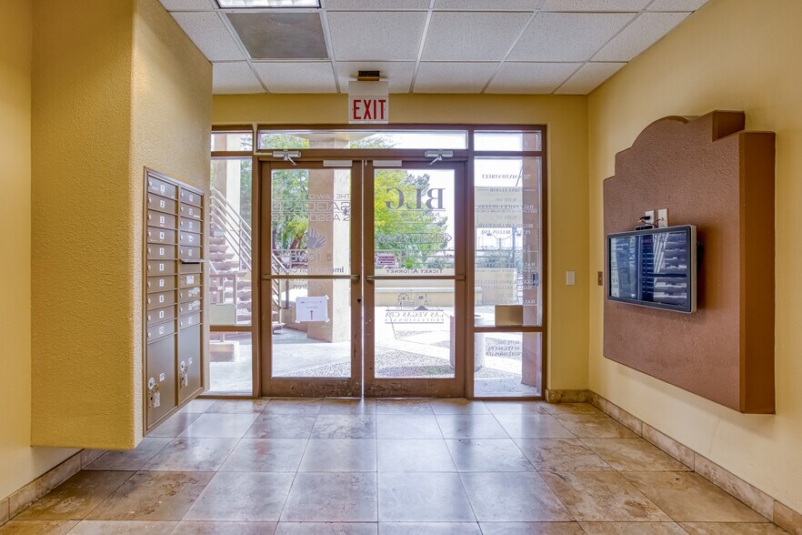 More Photos Of 732 S 6th St, Las Vegas Loft Creative Space For Lease