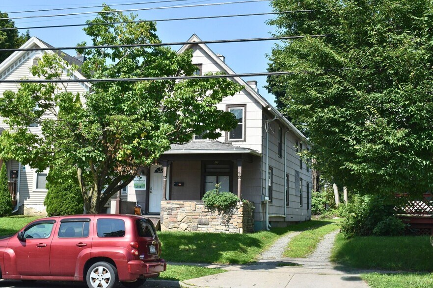 More Photos Of 77 Oak St, Binghamton Apartments For Sale