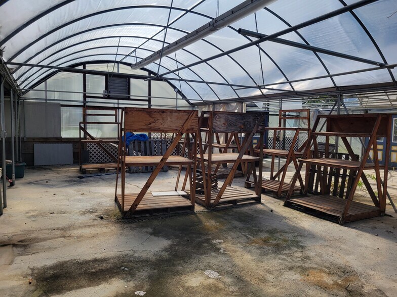 More Photos Of 1418 State Route 302, Middletown Freestanding For Sale