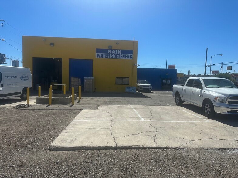 Primary Photo Of 3448 S Decatur Blvd, Las Vegas Service For Lease