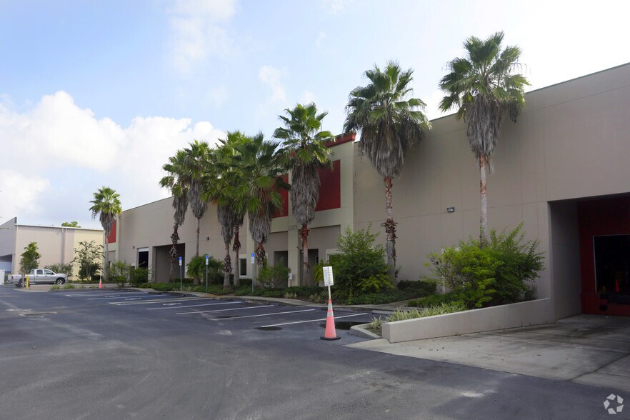 More Photos Of 12575 71st Ct, Largo Manufacturing For Lease