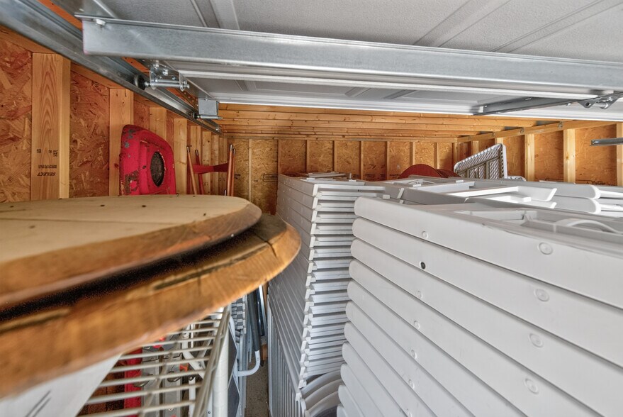 More Photos Of 639 Wagon Wheel Rd, Elk Creek Lodge Meeting Hall For Sale
